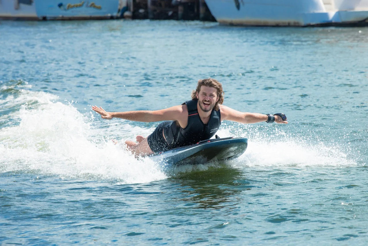 Awake RÄVIK Explore